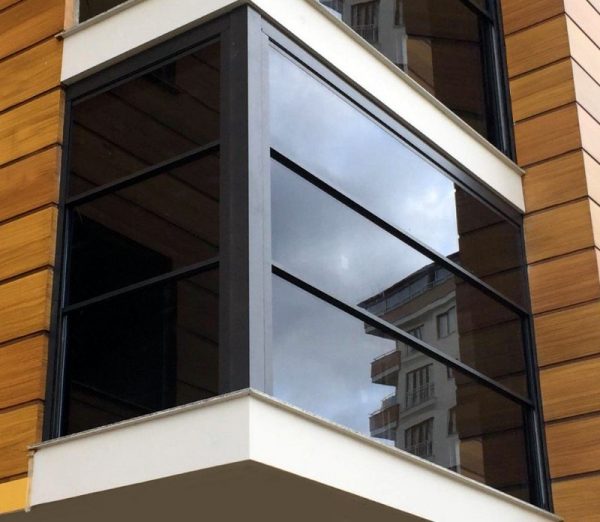 Tambalkon Silinebilir Giyotin Cam Balkon